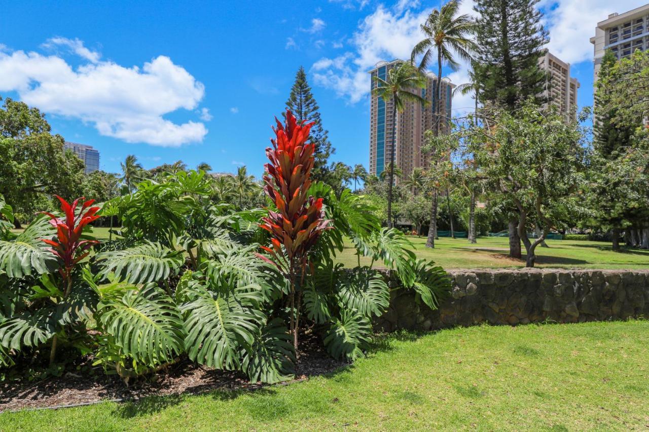 Apartments At Palms Waikiki Гонолулу Екстер'єр фото