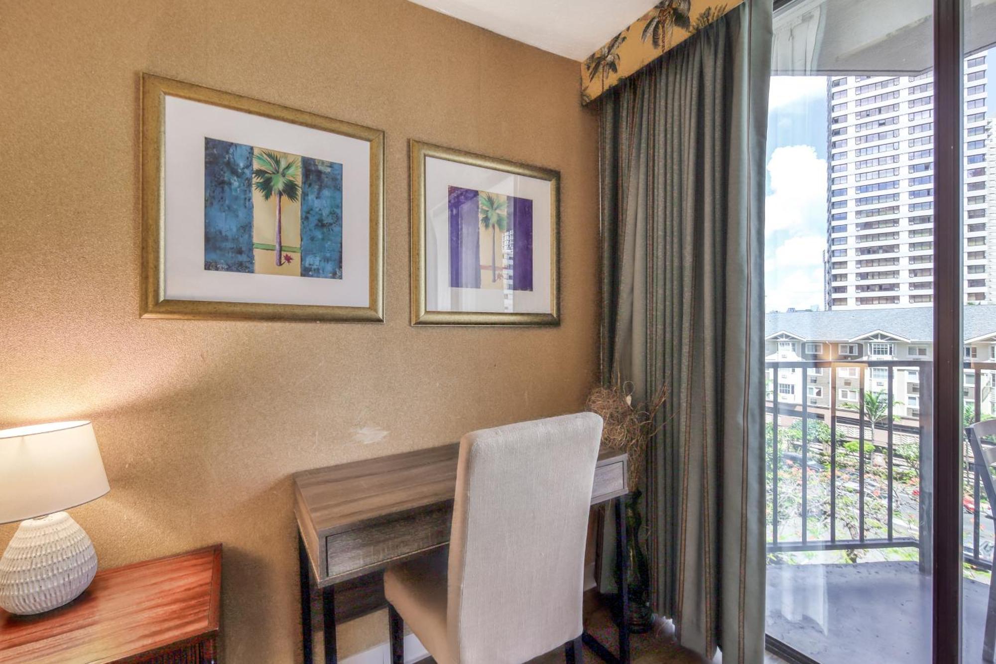 Apartments At Palms Waikiki Гонолулу Номер фото